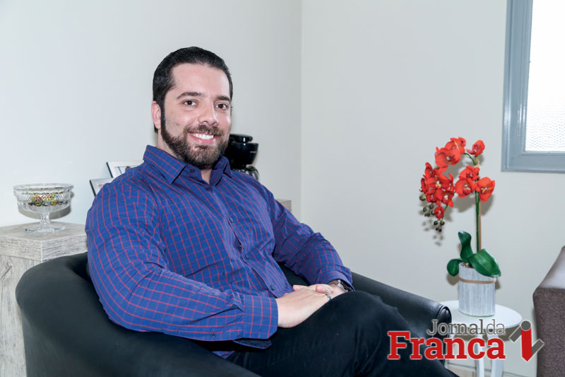 De acordo com Vitor Castro, alguns fatores típicos da pós-modernidade influenciam as pessoas na má gestão do tempo (Foto: Ricardo Fernandes)